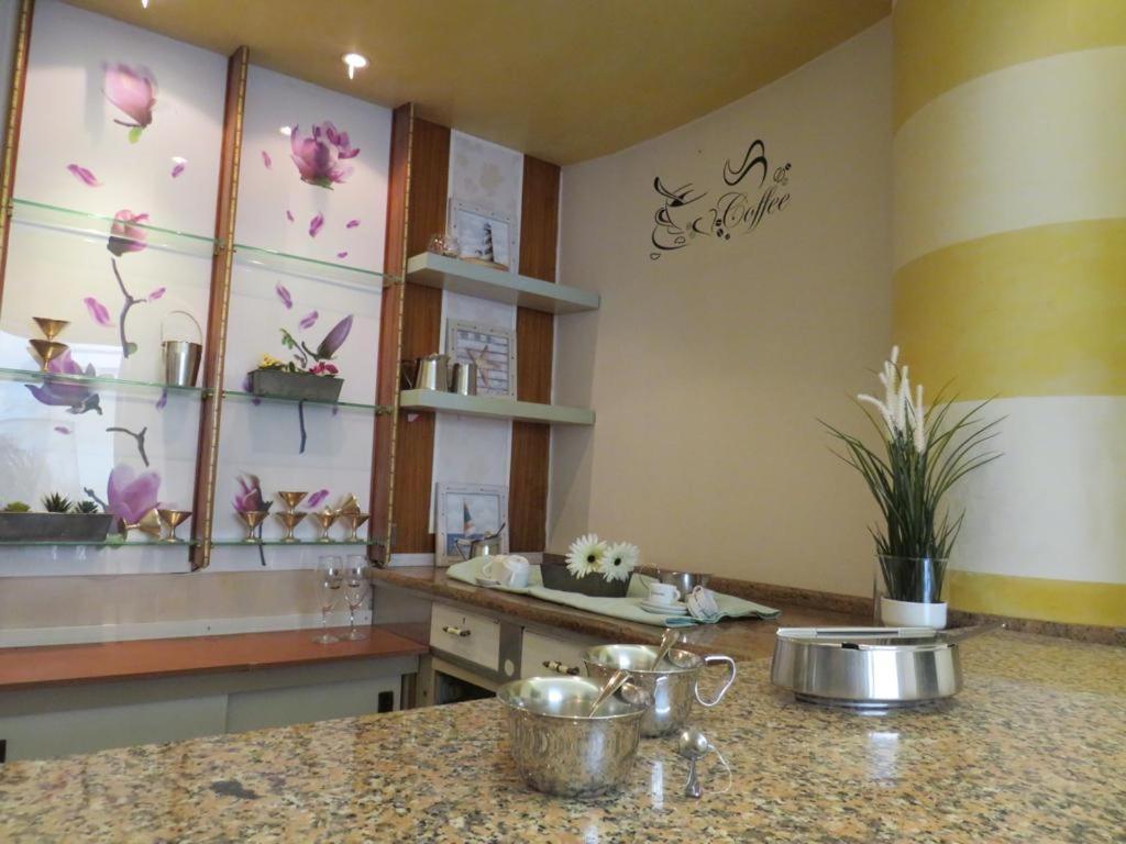 Hotel Primula Cesena Bagian luar foto